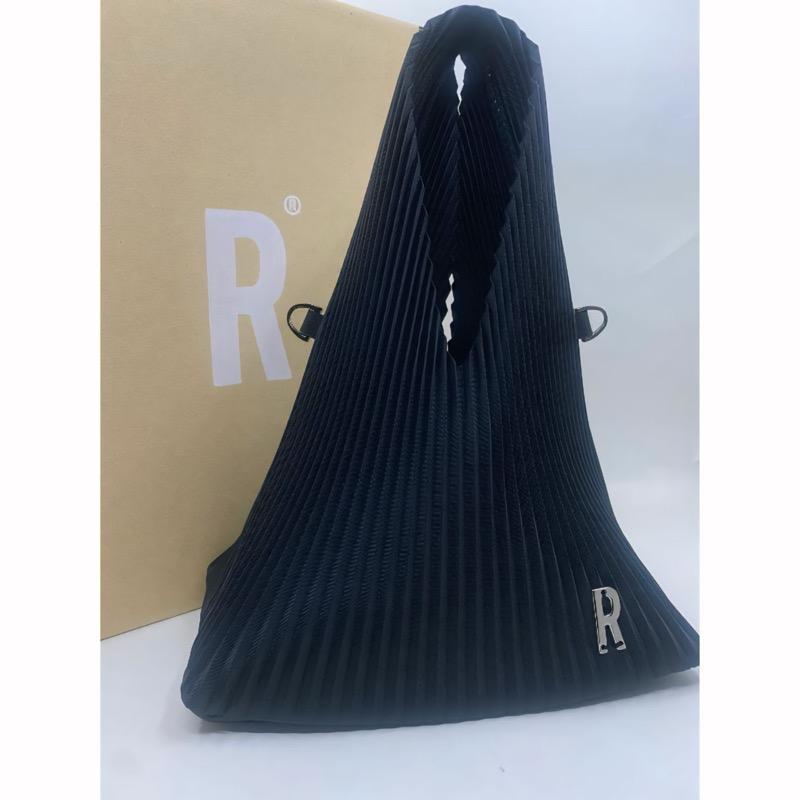 Black Small Bag (Repleat)