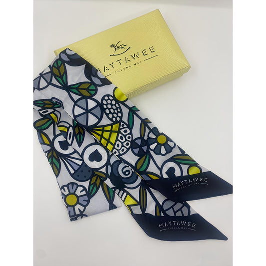 Black Scarf (Maytawee)